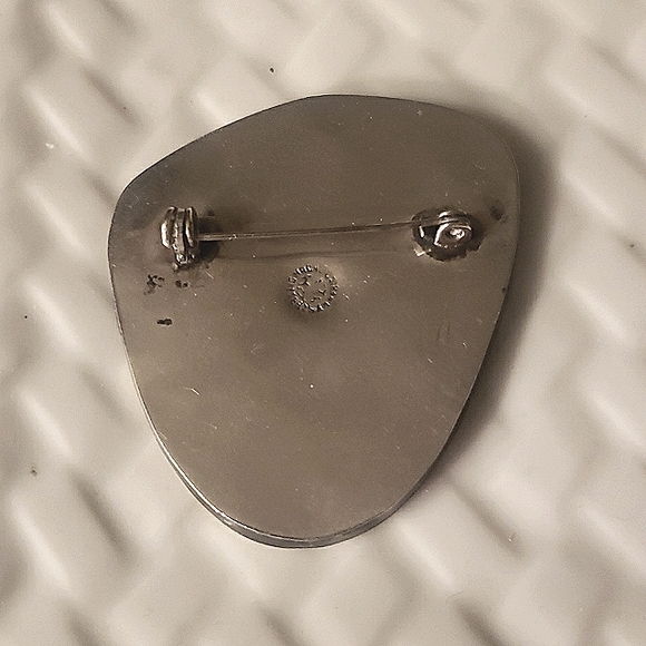 Modernist Estela Popowski Sterling, Brass, and Ebony Guitar Pik Pin Brooch - Picture 5 of 6